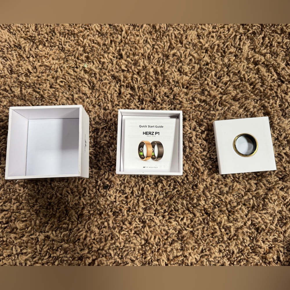 Gold Smart Ring - Picture 3 of 3